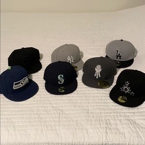 Bundle of 7 fitted caps - size 7 1/4